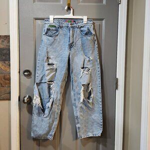 Empyre Women's Skater Jeans - Highly Distressed - Size 9